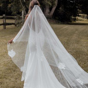 Fleur Veil - Grace Loves Lace - *Brand New *